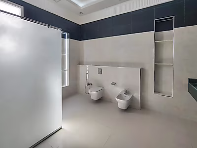 Luxurious 5BR Villa | Modern Comfort Awaits