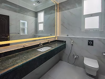 Luxurious 5BR Villa | Modern Comfort Awaits