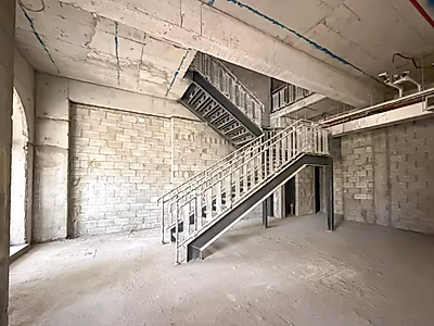 مساحة تجارية رئيسية | أجواء أنيقة