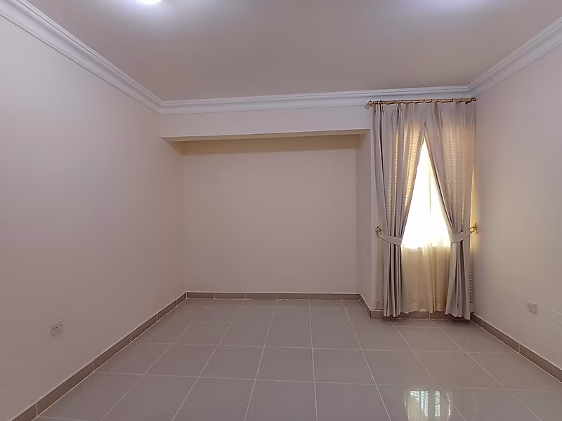 ELEGANT 2-BEDROOM APARTMENT  | OLD AIRPORT - Photo 4