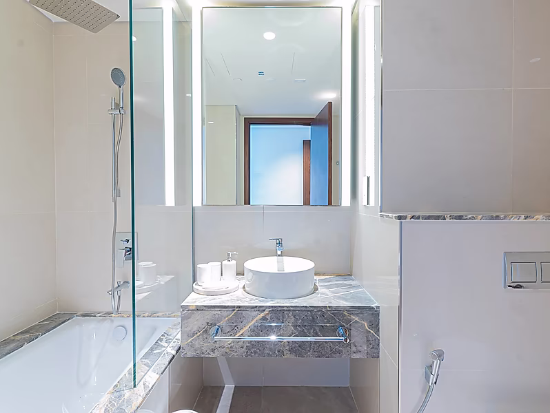 ELEGANCE AND COMFORT! 3BR + MAID APARTMENT | LUSAIL - Photo 13