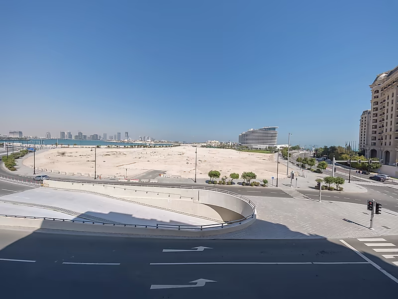 BEST DEAL  Furnished 2 Bedroom Apartment | Sea And Vendom View - Photo 7