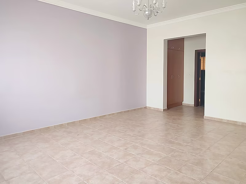 MODERN 3BR + MAID COMPOUND VILLA AIN KHALED - Photo 2