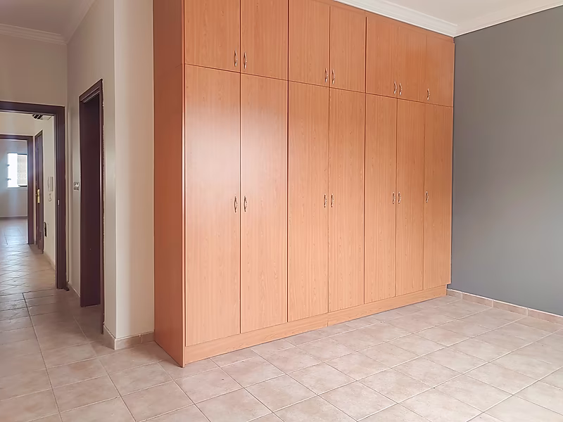 MODERN 3BR + MAID COMPOUND VILLA AIN KHALED - Photo 5
