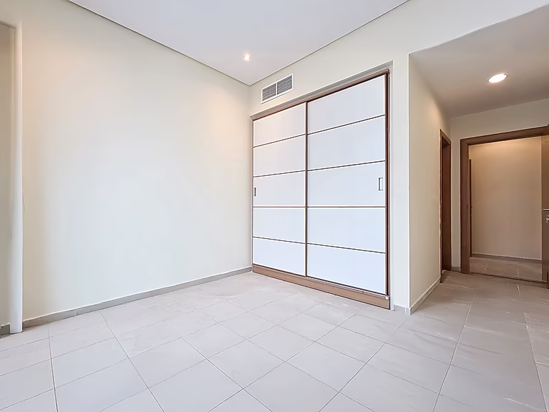 STUNNING 2BR + MAID | HIGH FLOOR APARTMENT | ZIGZAG TOWER - Photo 6