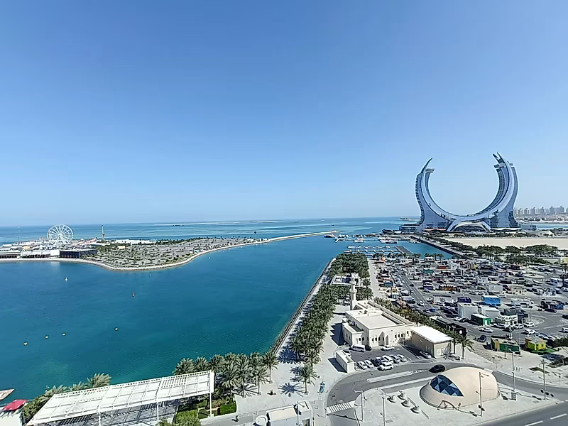 ULTRA-SPACIOUS 2BR + MAID | HUGE TERRACE | FULL SEA VIEW - Photo 15