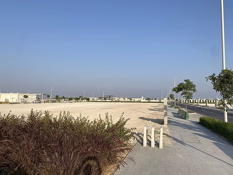 555 Sqm Plot in Huzoom Lusail | Phase 2 - Photo 4