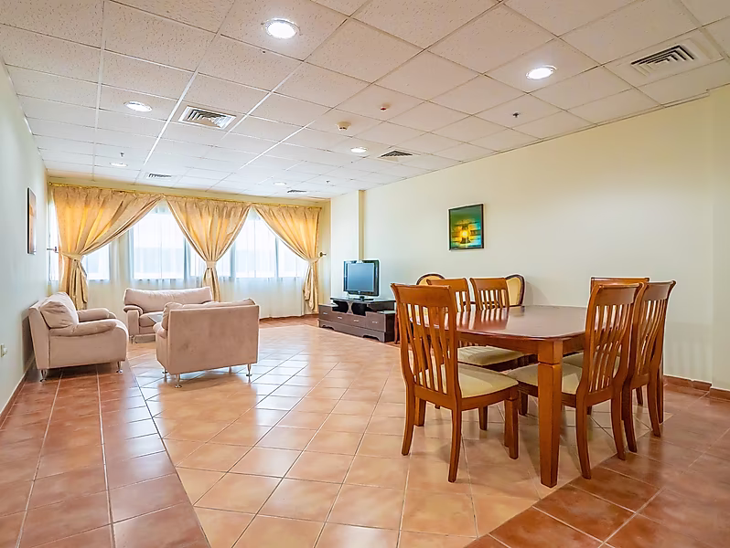 SPACIOUS 3BR FURNISHED APARTMENT | MSHEIREB - Photo 2