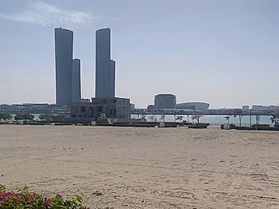 أرض حصرية للبيع | جنوب جزيرة قطيفان | فرصة استثمارية مميزة