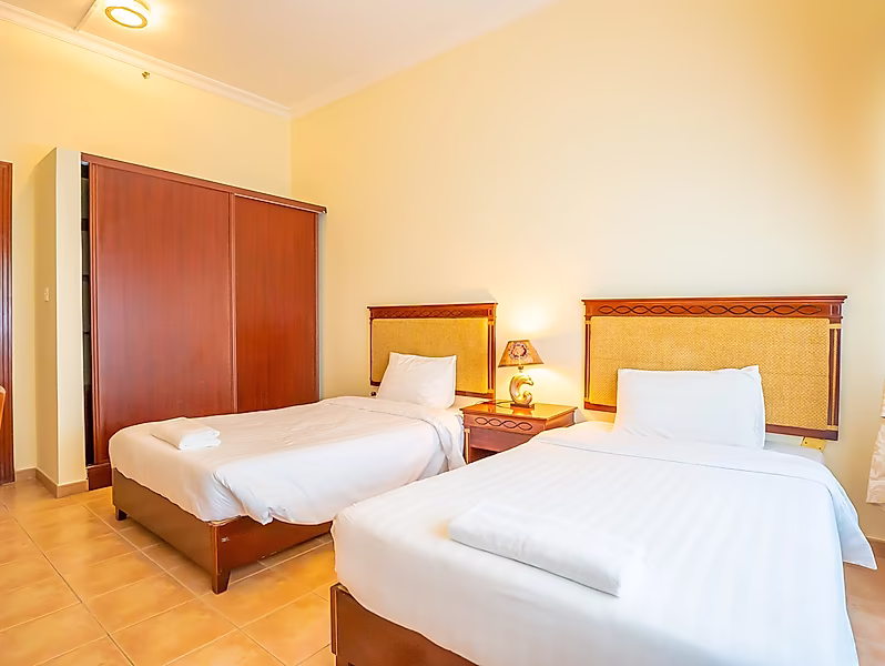 SPACIOUS 3BR FURNISHED APARTMENT | MSHEIREB - Photo 11