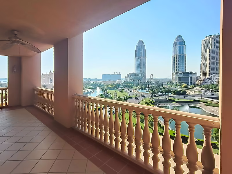 FOR SALE! AMAZING 1 BEDROOM I HUGE BALCONY I WITH TITLE DEED - Photo 1