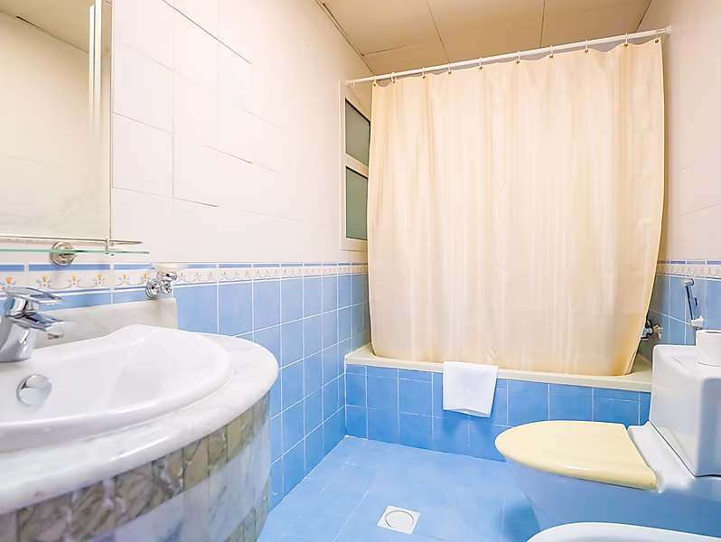 SPACIOUS 3BR FURNISHED APARTMENT | MSHEIREB - Photo 14
