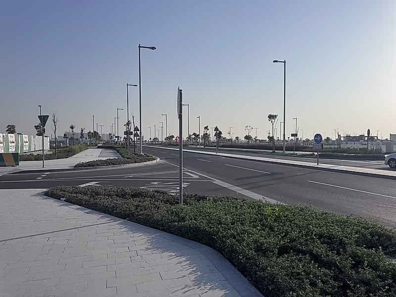 555 Sqm Plot in Huzoom Lusail | Phase 2 - Photo 5