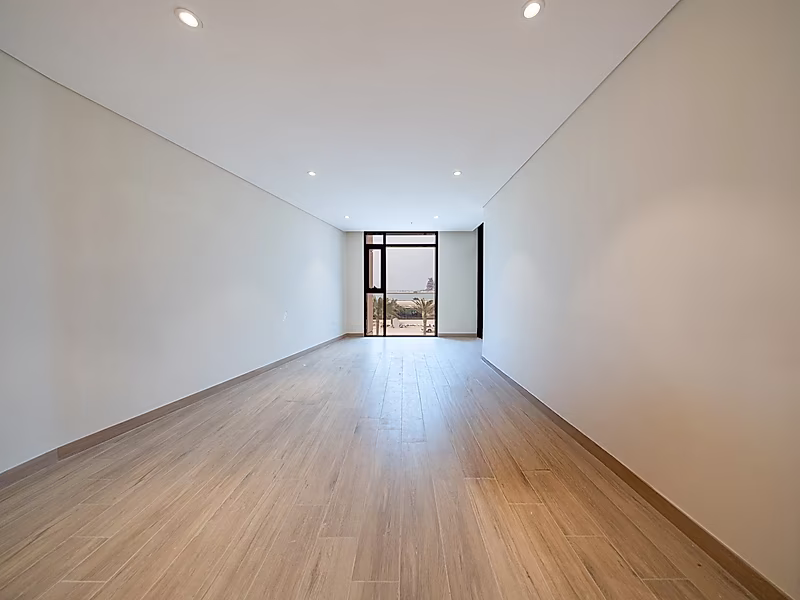 1 Bedroom Podium Unit | Mini Chalet Style | Full Sea View | Semi-Furnished - Photo 2
