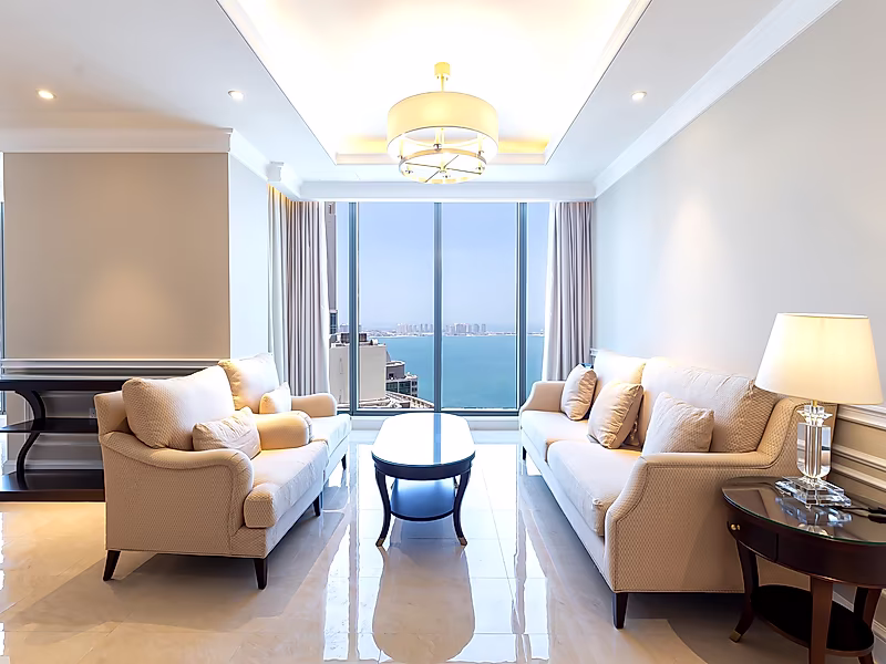 Furnished 2-Bedroom Apartment in West Bay | All Inclusive - Photo 3