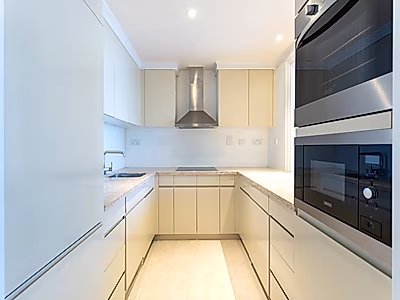 Furnished 2-Bedroom Apartment in West Bay | All Inclusive