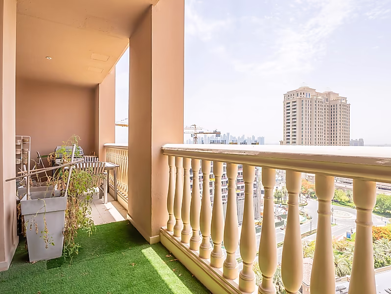 CHARMING 1 BEDROOM WITH BALCONY | PORTO ARABIA - Photo 7