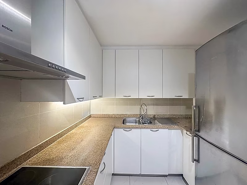BILLS IN! ELEGANT STUDIO WITH WATERFRONT VIEWS - Photo 6