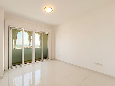 BEACH ACCESS! SUPERB 2 BED APARTMENT | VIVA BAHRIYA