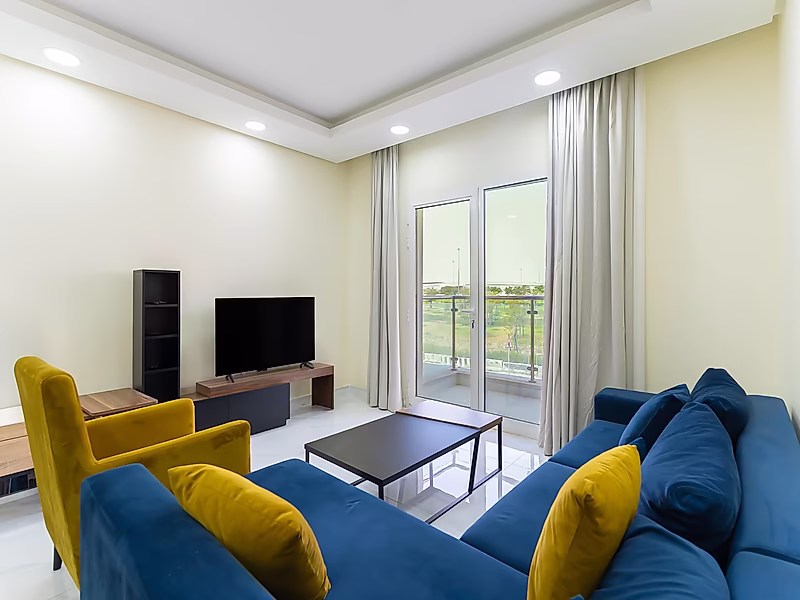 Modern 1BR | Elegant Living Redefined - Photo 1