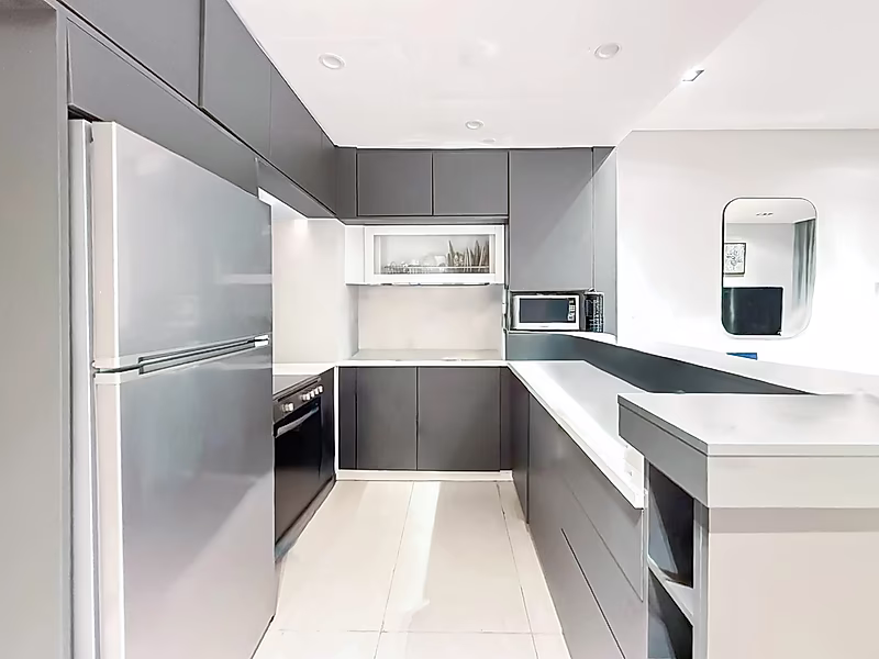 STUNNING 1-BR WITH SUNSET VIEW | PRIME MARINA LUSAIL | BEST INVESTMENT DEAL - Photo 10
