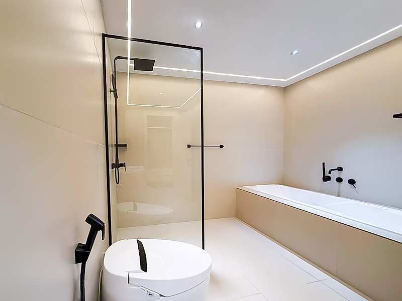 LUXURY 3BR + OFFICE DUPLEX IN FOX HILLS LUSAIL - Photo 2