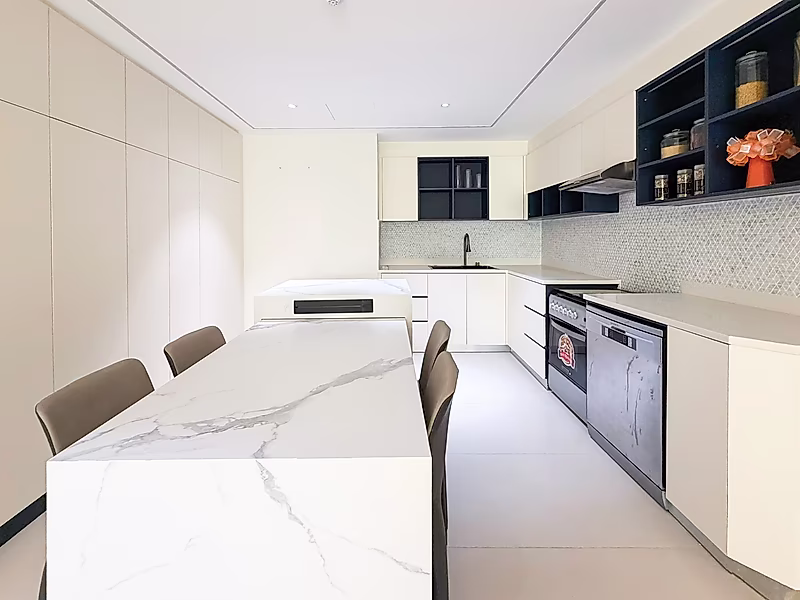 LUXURY 3BR + OFFICE DUPLEX IN FOX HILLS LUSAIL - Photo 8