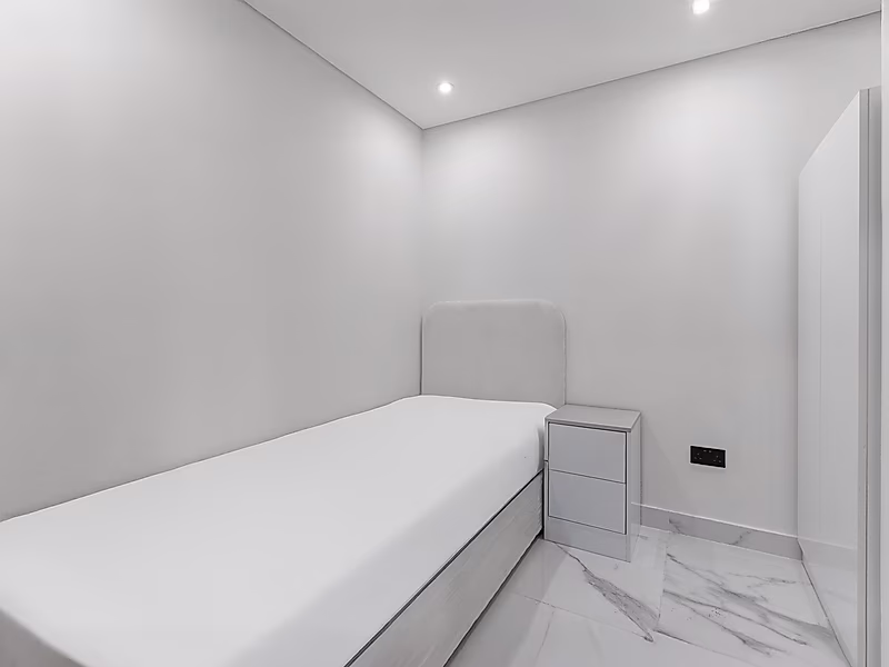 STYLISH 2 BEDROOM APARTMENT | IDEAL FOR BUYERS - Photo 4