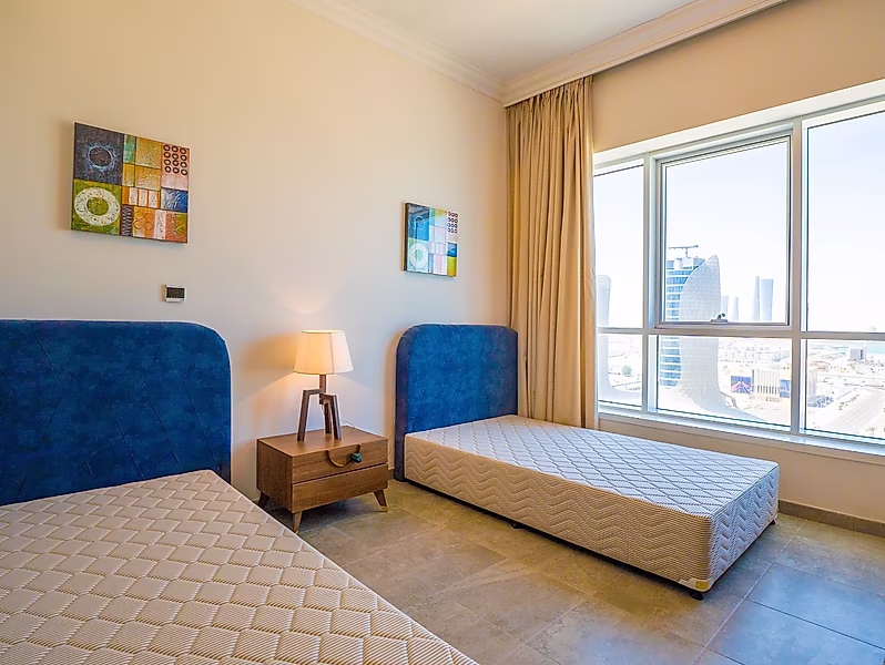 HOT DEAL! BILLS IN COZY 2-BR FURNISHED | MARINA - Photo 2