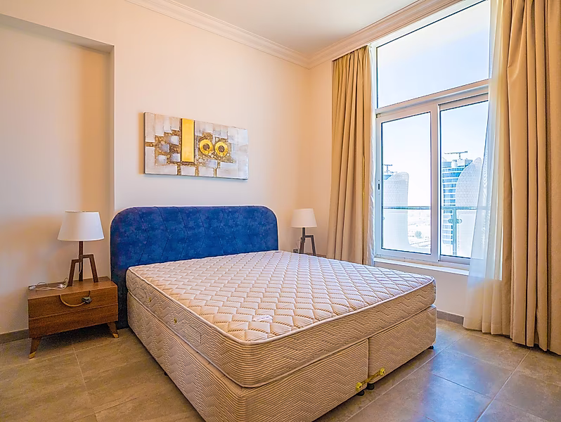 HOT DEAL! BILLS IN COZY 2-BR FURNISHED | MARINA - Photo 3