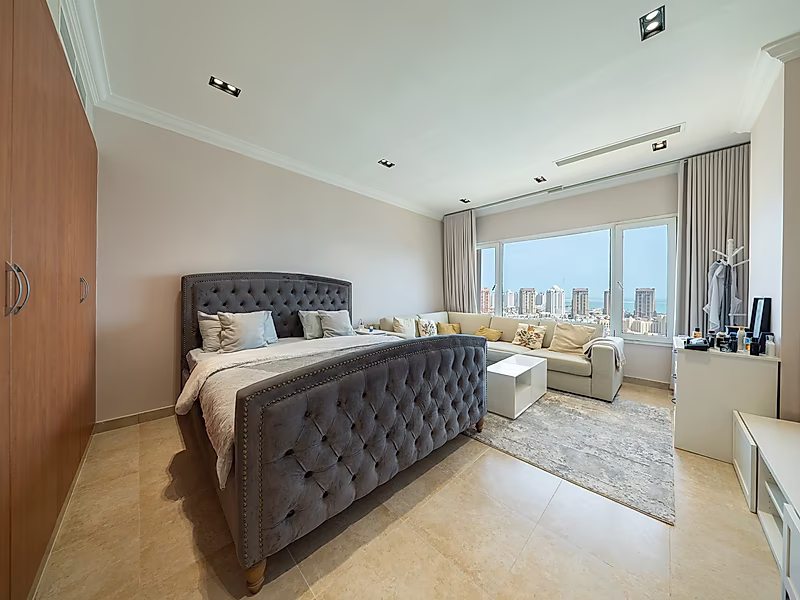 EXCLUSIVE DEAL! FULLY UPGRADED 2-BR MARINA VIEW | PORTO - Photo 2