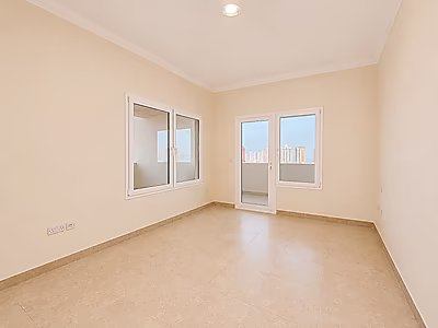 صفقة مميزة | 3 غرف نوم + غرفة خادمة | إطلالة كاملة على المرسى | أفضل سعر في السوق