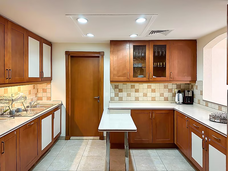 HOT DEAL! 3 + MAID FULL MARINA VIEW | BEST PRICE IN THE MARKET - Photo 7