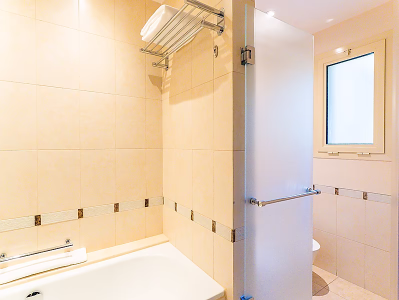 Stunning 3 BR+M Premium Compound Villa | FULLY FURNISHED | UTILITIES ALL INCLUDED - Photo 13