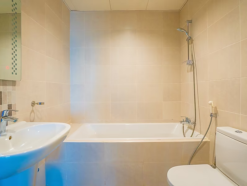 HOT DEAL! BILLS IN COZY 2-BR FURNISHED | MARINA - Photo 9