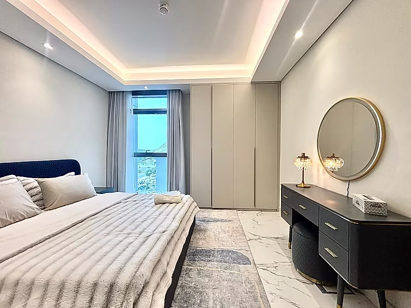 LUXURY 2-BEDROOM APARTMENT IN LUSAIL MARINA | READY TO MOVE - Photo 7