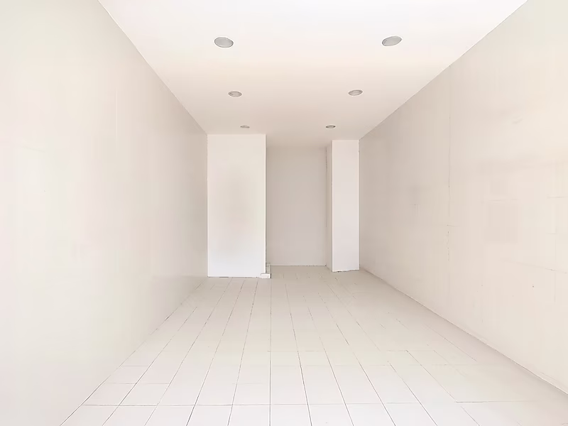 محلات بيع بالتجزئة للإيجار بموقع ممتاز - Photo 8