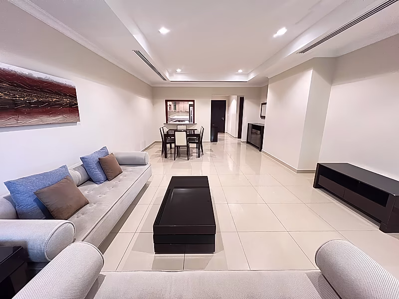 Fully Furnished 1+ Office Apartment in Porto Arabia - Photo 2