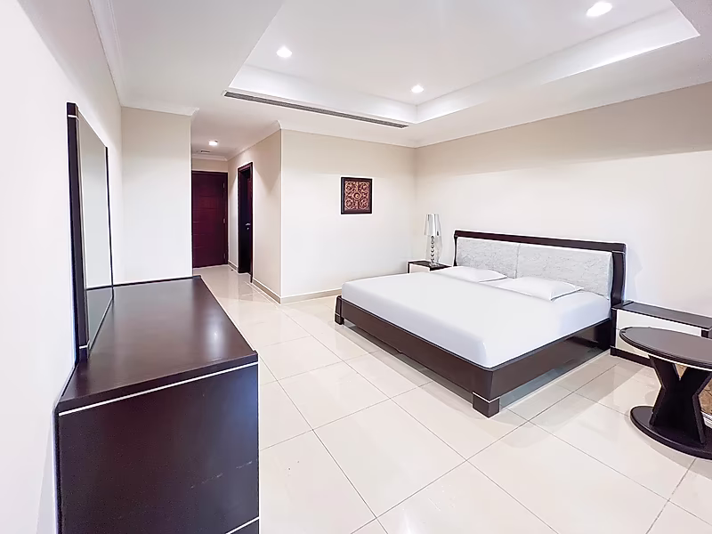 Fully Furnished 1+ Office Apartment in Porto Arabia - Photo 6