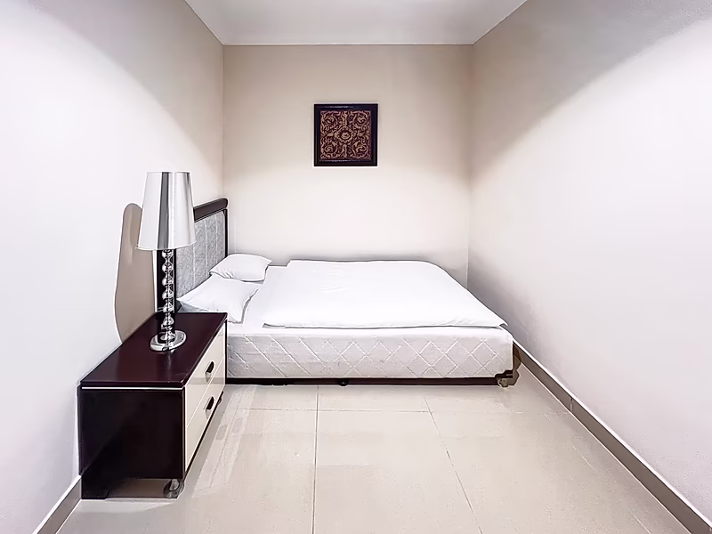 Fully Furnished 1+ Office Apartment in Porto Arabia - Photo 7