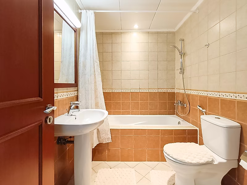 AFFORDABLE & ADORABLE 1 BEDROOM IN PORTO ARABIA - Photo 12