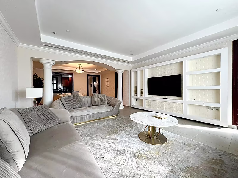ELEGANTLY STYLED! 2-BR TOWNHOUSE WITH PRIVATE BALCONY | PORTO - Photo 3
