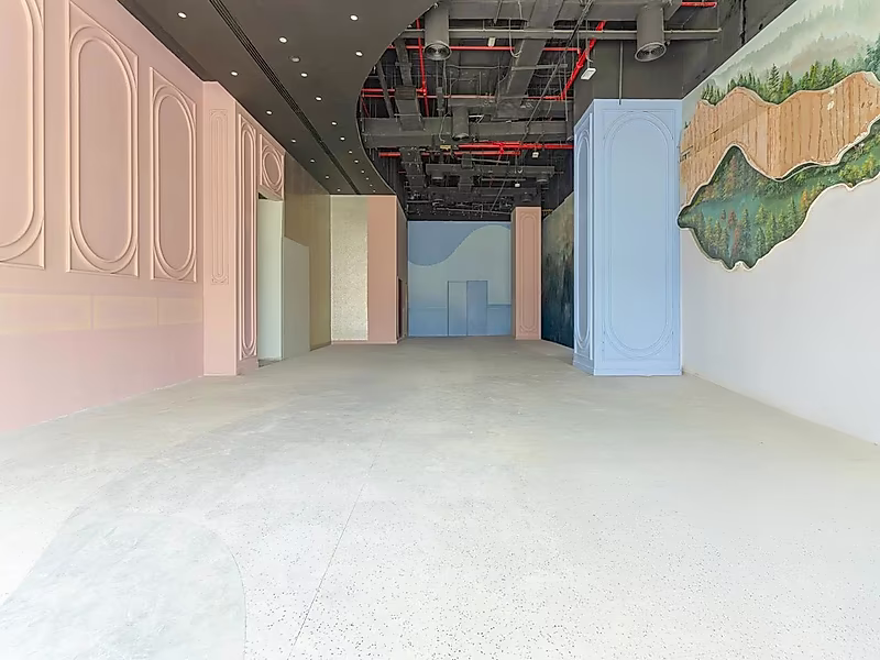 Spacious Retail Space with High Ceilings | 297 SQM | Lusail Marina - Photo 2