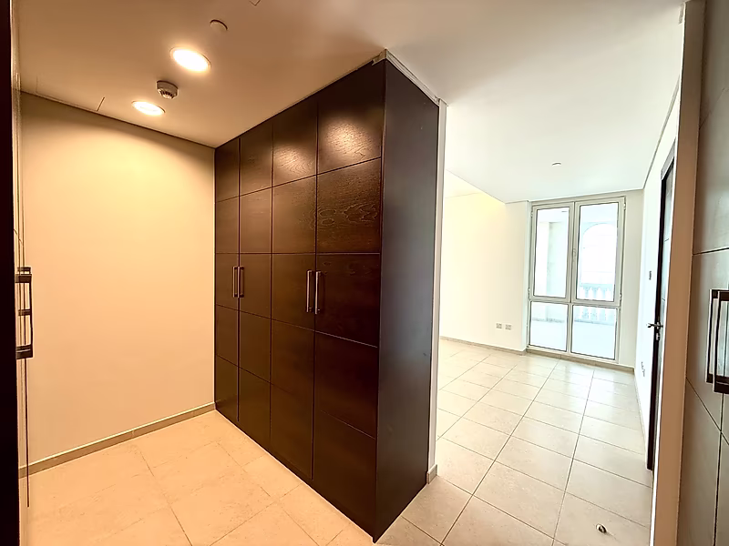 Panoramic Sea & Marina Views | High-Floor Luxury 2BR in Viva Bahriya | Beach Access | Title Deed Ready - Photo 1
