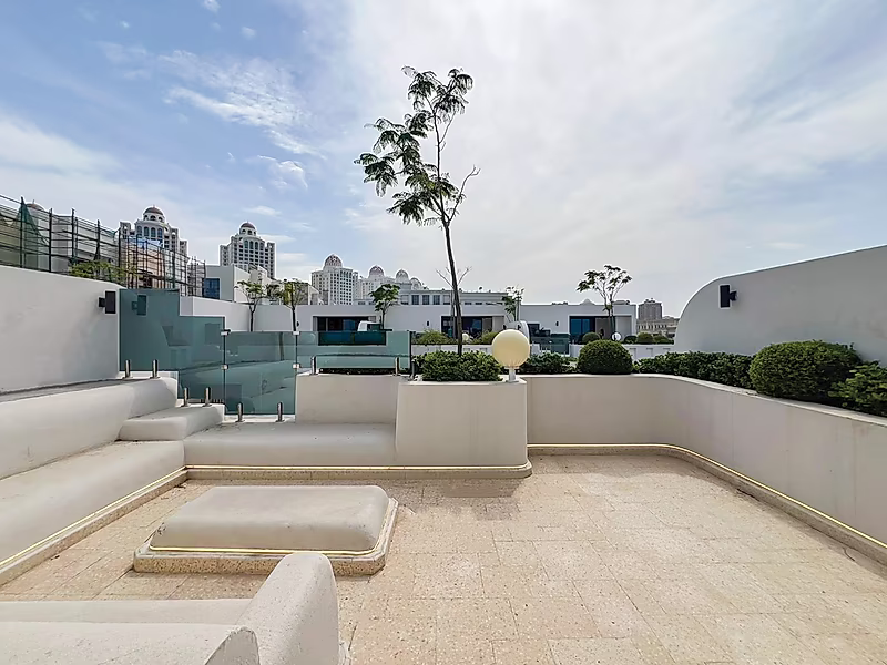 STUNNING 5BR+MAID+DRIVER | POOL & ELEVATOR THE PEARL - Photo 10