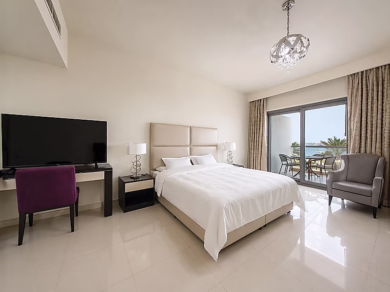 BUYERS CHOICE | 1 BEDROOM | PREMIUM AMENITIES - Photo 5