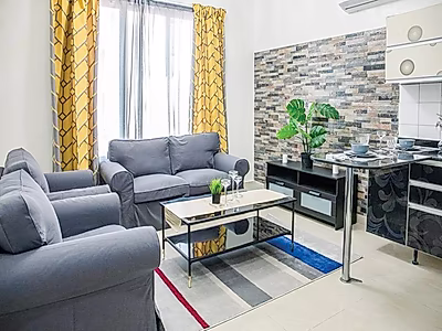 Freehold | 5BR Compund Villa | Cash Payment Ready