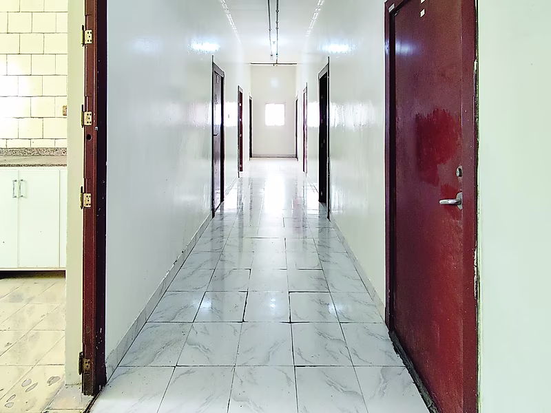 سكن عمال للإيجار في المنطقة الصناعية القديمة، 36 غرفة - Photo 5