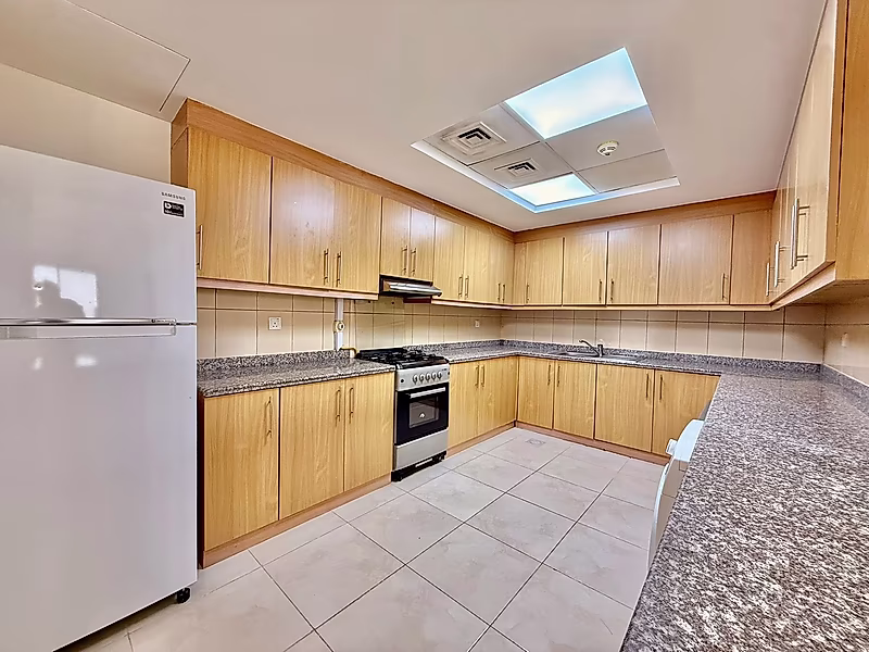 Hot Deal | 3 Bedrooms with Title Deed - Photo 6