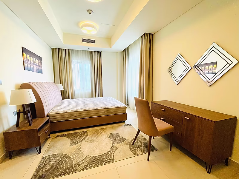 Fully Furnished 2BR Apartment in Lusail Marina | Balcony | Prime Location Near Malls - Photo 5